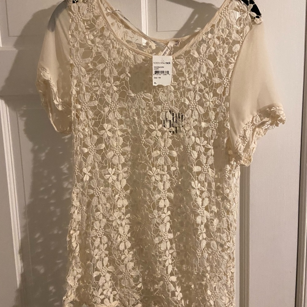 Bellatrix off White Crochet Top Size XL NEW